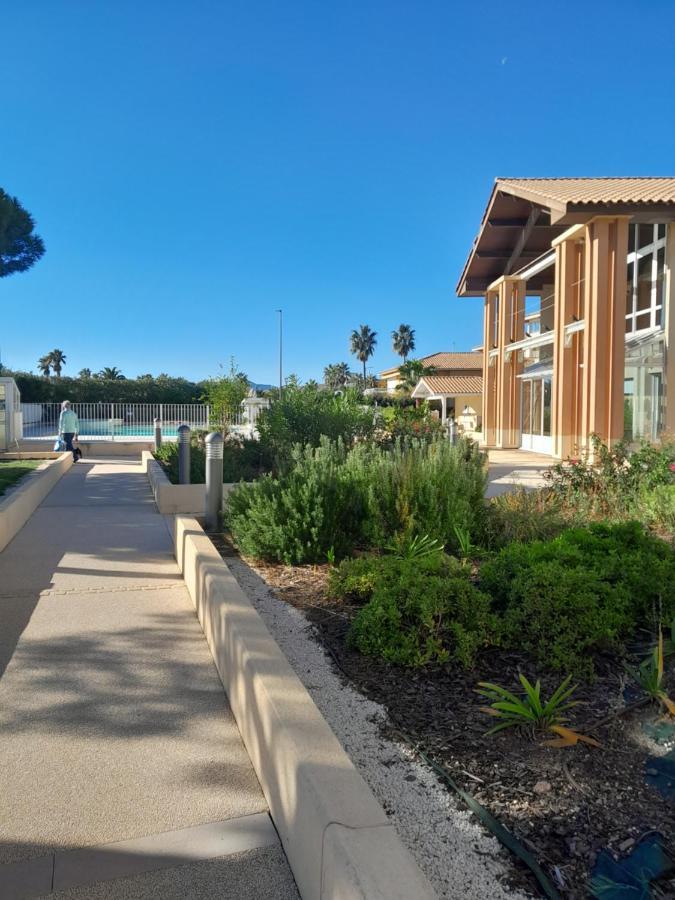 Port Frejus Thalasso Base Nature Leilighet Eksteriør bilde